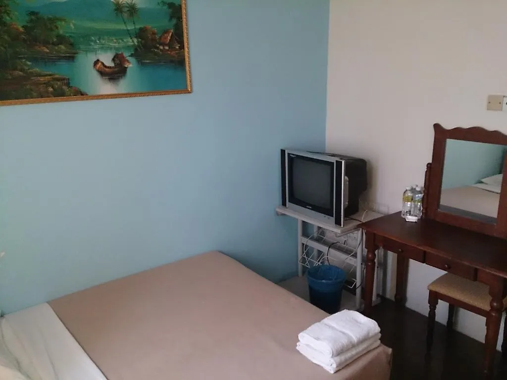 B Link Hotel Kulai 2*,  Malaysia