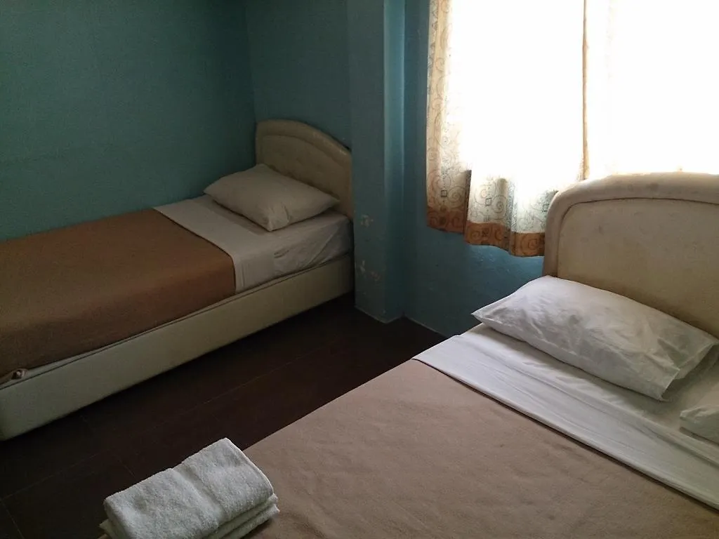 B Link Hotel Kulai Guest house